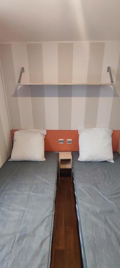 Mobil Home 6 Places La Roque-d'Antheron Kültér fotó